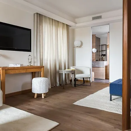 ホテル Esplanade Tergesteo - Luxury Retreat 5*