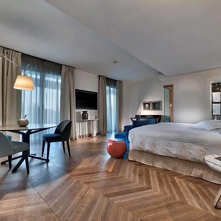 ホテル Esplanade Tergesteo - Luxury Retreat