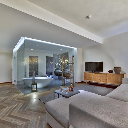 ホテル Esplanade Tergesteo - Luxury Retreat 5*
