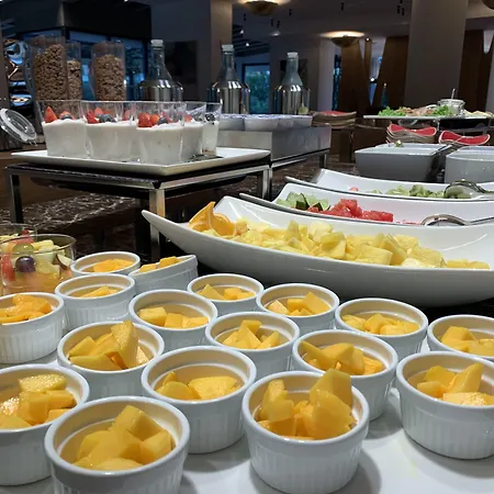 Esplanade Tergesteo - Luxury Retreat فندق مونتيجروتو تيرمي