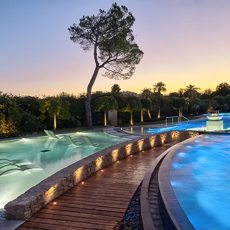 ホテル Esplanade Tergesteo - Luxury Retreat 5*