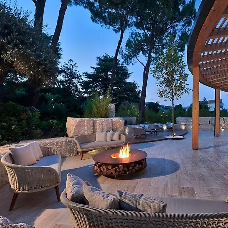 Szálloda Esplanade Tergesteo - Luxury Retreat