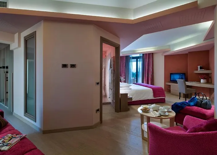 Esplanade Tergesteo - Luxury Retreat 호텔 몬테그로또테르메