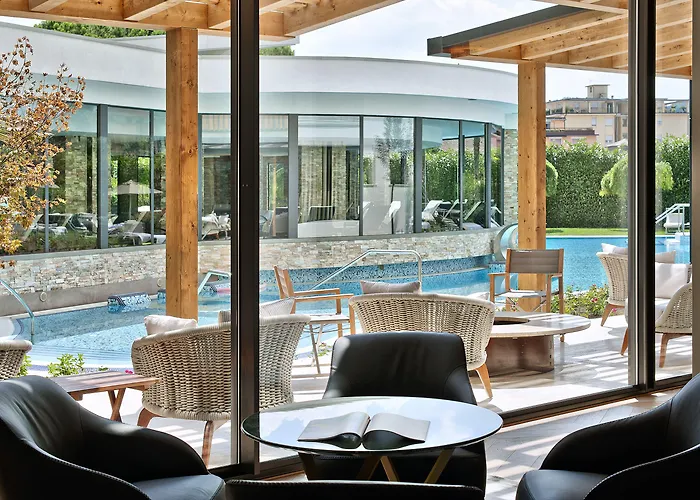 호텔 Esplanade Tergesteo - Luxury Retreat 몬테그로또테르메