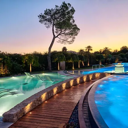 Отель Esplanade Tergesteo - Luxury Retreat Монтегротто-Терме