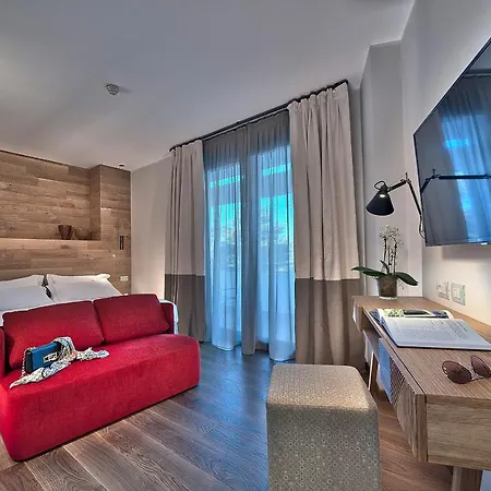 Esplanade Tergesteo - Luxury Retreat مونتيجروتو تيرمي