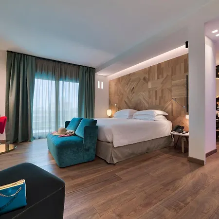 Esplanade Tergesteo - Luxury Retreat مونتيجروتو تيرمي